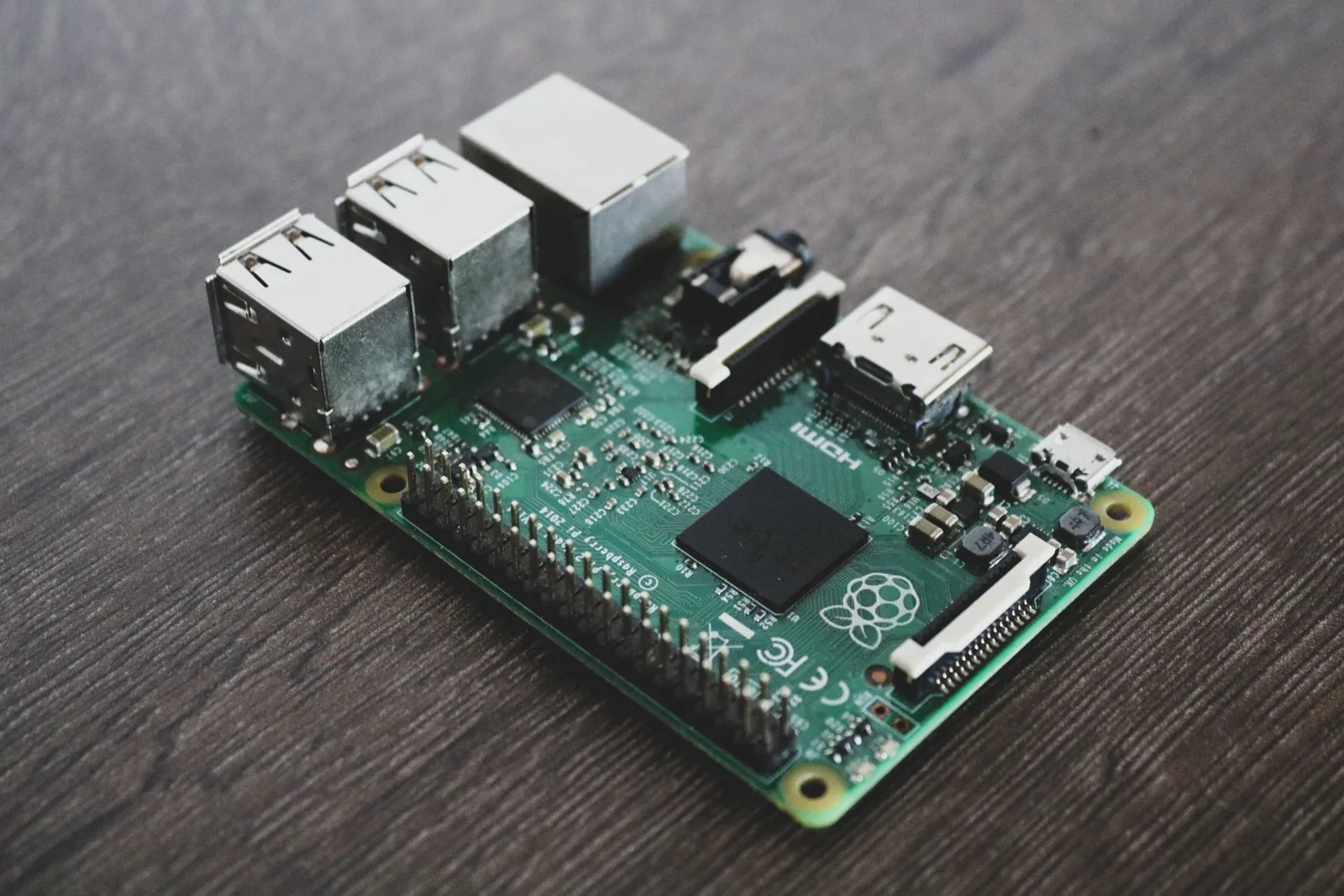 Placa eletrônica para projetos de IoT